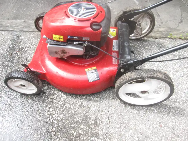 MOWER 22 INCH CRAFTSMAN 6.50 H/P BRIGGS ENG PUSH LAWN CUTTER - Photo 4