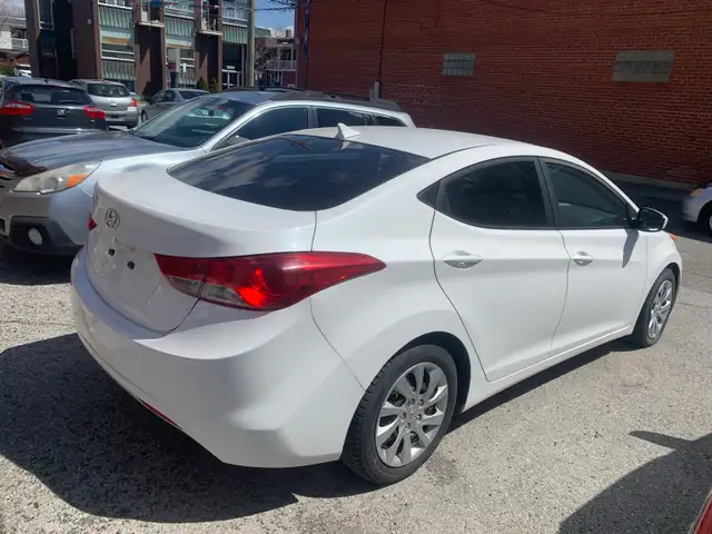 2012 Hyundai Elantra GL auto tout équipé - Photo 3