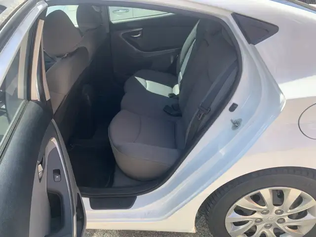 2012 Hyundai Elantra GL auto tout équipé - Photo 6