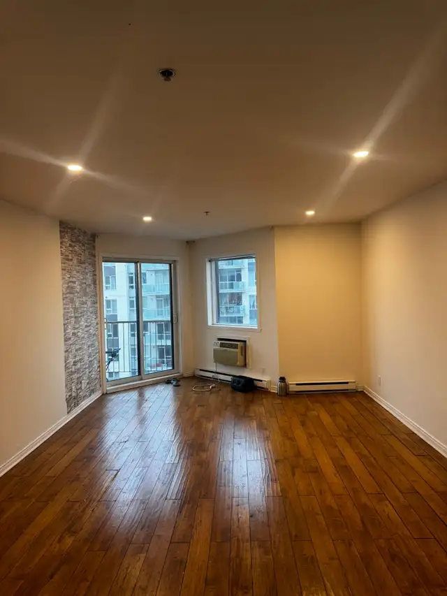 Condo 4 ½ à louer – Brossard (vue sur le fleuve) - Photo 5