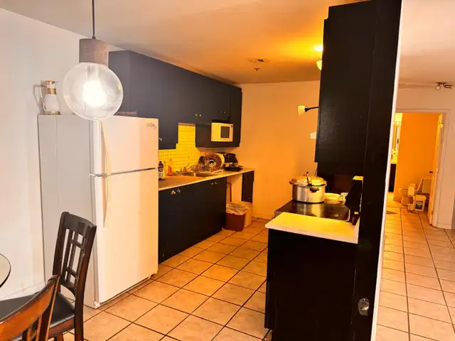 Condo 4 ½ à louer – Brossard (vue sur le fleuve) - Photo 9