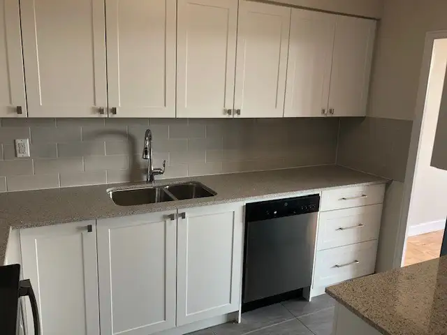 2 Bedroom Apartment for Rent in North York! - Photo 4