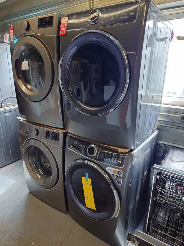 Electrolux '27' Titanium Front Load Washer & Gas Dryer Set - Photo 2