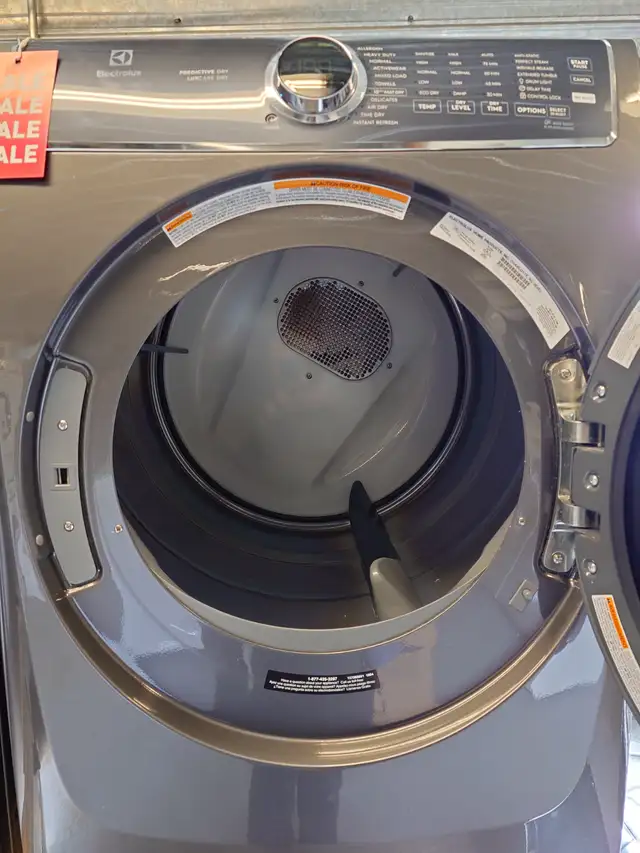 Electrolux '27' Titanium Front Load Washer & Gas Dryer Set - Photo 5