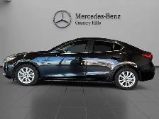 2017 Mazda Mazda3 Sport GX at One owner, no accidents! - Photo 2