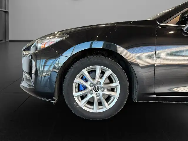 2017 Mazda Mazda3 Sport GX at One owner, no accidents! - Photo 18