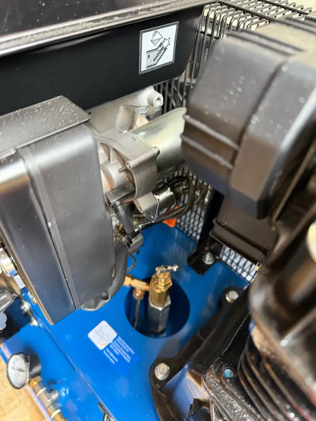 BRAND NEW POWERFIST TRUCK-MOUNT AIR COMPRESSOR - Photo 5