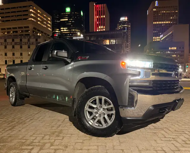 2019 Chevrolet Silverado LT New Safety Financing - Photo 4