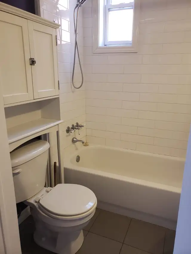 5 1/2 3 bedroom apartment on saint Joseph Plateau Mont Royal - Photo 3