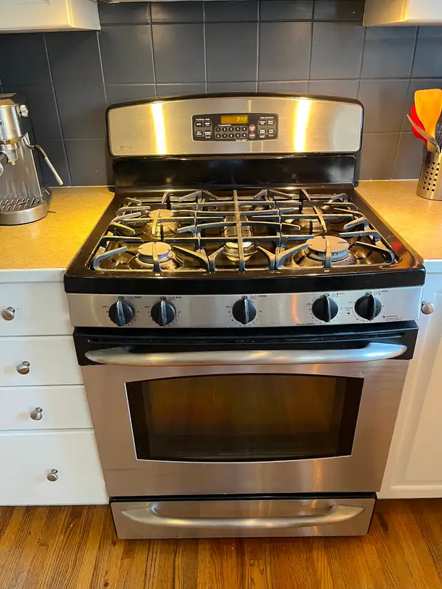 Gas Range stove -oven