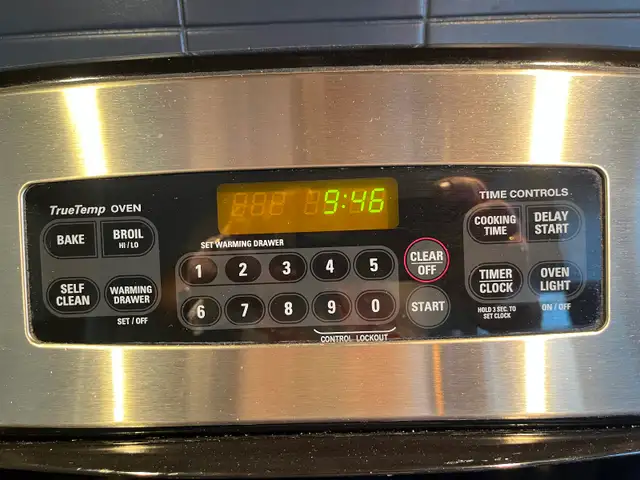 Gas Range stove -oven - Photo 5