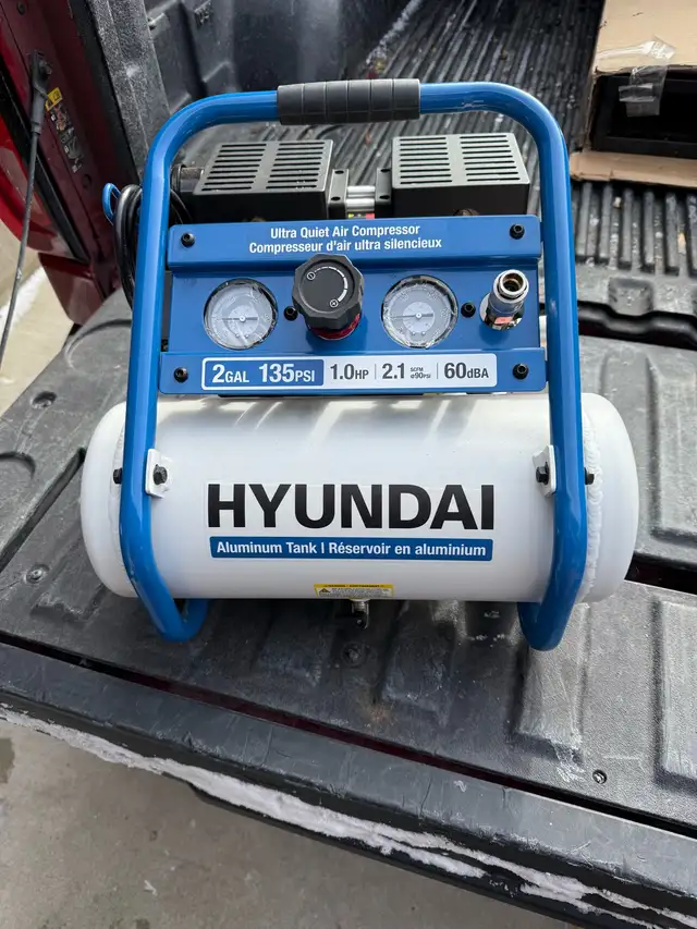 BRAND NEW HYUNDAI ALUMINUM TANK AIR COMPRESSOR