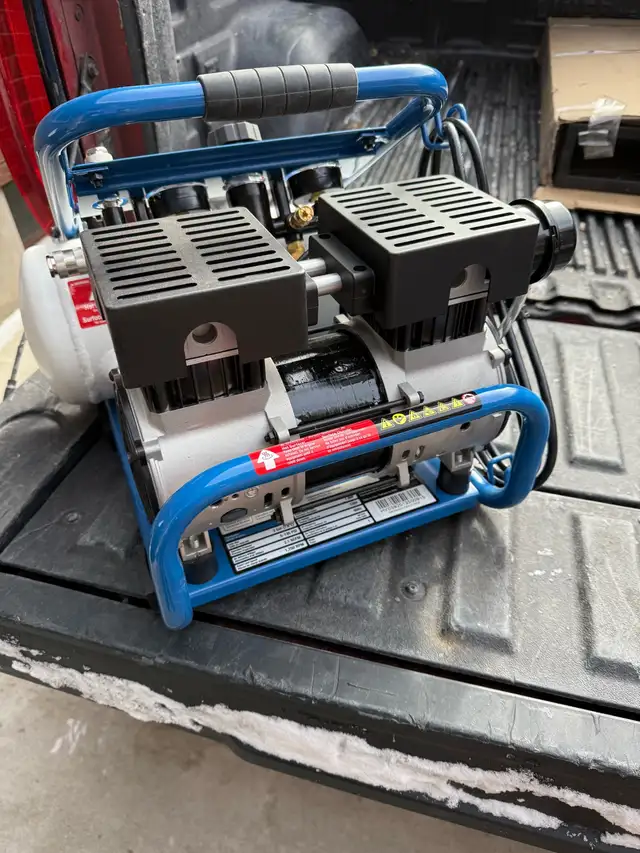 BRAND NEW HYUNDAI ALUMINUM TANK AIR COMPRESSOR - Photo 3