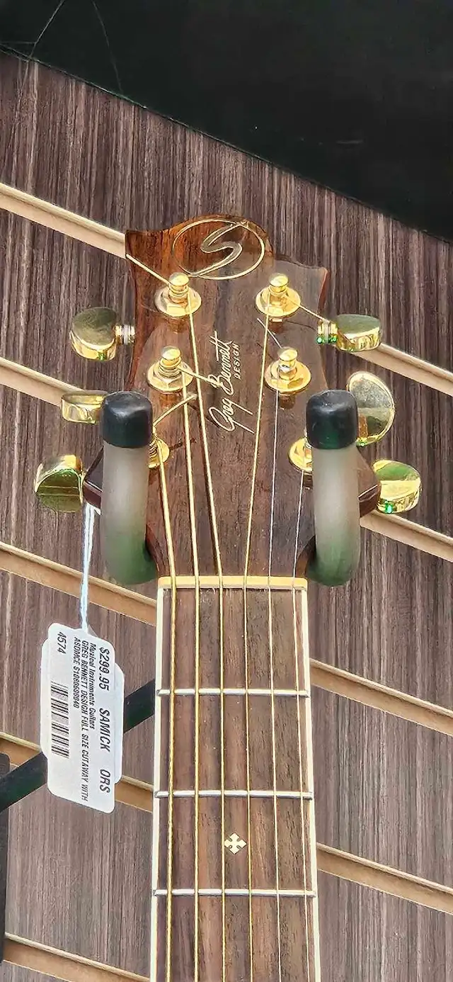 Samick Greg Bennett Full Size Cutaway Pickup Guitar - Photo 2