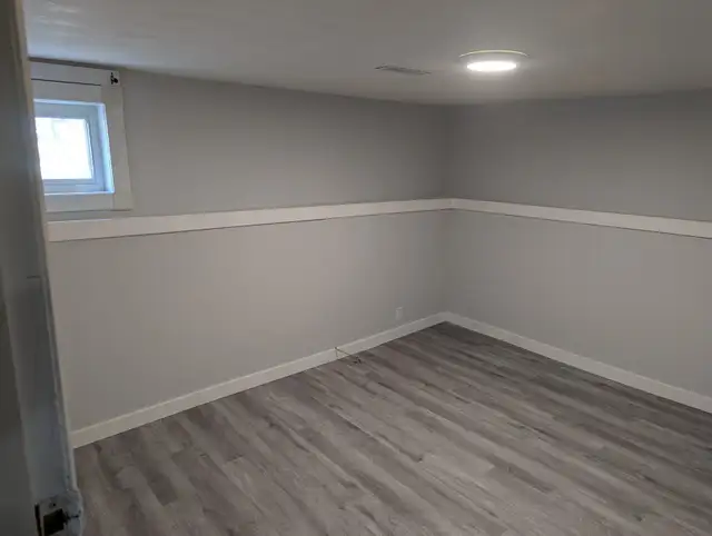 BASEMENT INCLUDING ALL UTILITIES AND FREE INTERNET - Photo 4