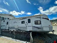 Jayco Jay Flight 32BHDS Travel Trailer