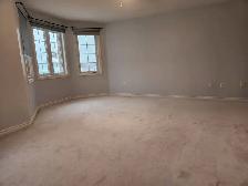 In Barrie The whole house Bright and Sunny 2 Storey  for rent. - Photo 7