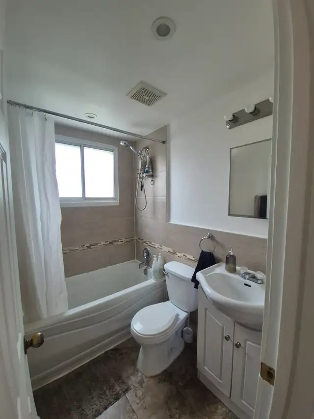 Grand  3/2 près du métro Cadillac - Photo 6