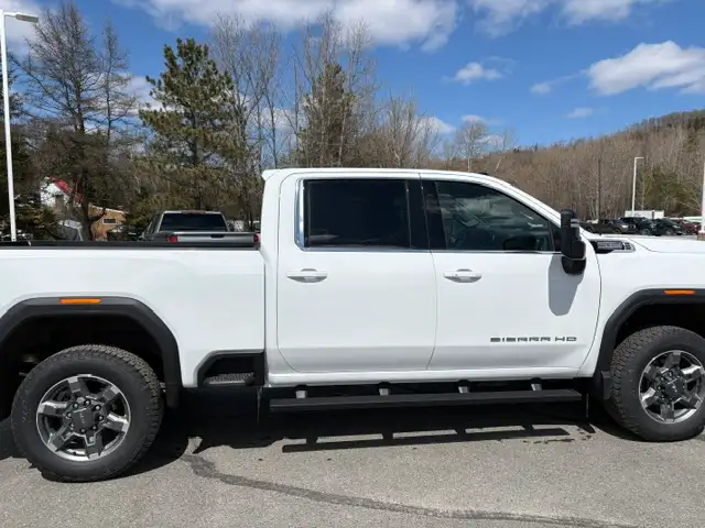 2026 GMC Sierra 2500 HD SLE - Photo 4