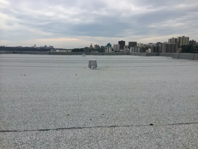 Flat Roofing Laborer - Photo 3