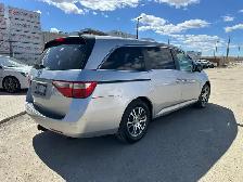 2012 Honda Odyssey EX-L | DVD, Back Cam, Sunroof - Photo 4