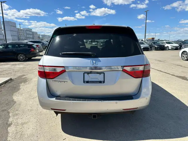 2012 Honda Odyssey EX-L | DVD, Back Cam, Sunroof - Photo 5