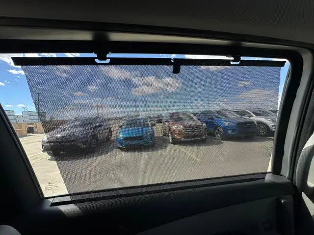 2012 Honda Odyssey EX-L | DVD, Back Cam, Sunroof - Photo 21