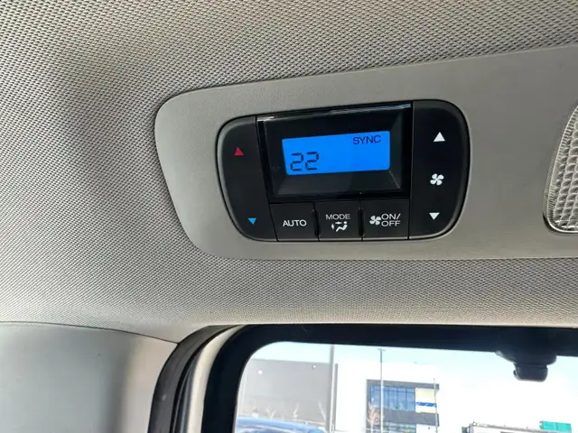 2012 Honda Odyssey EX-L | DVD, Back Cam, Sunroof - Photo 22