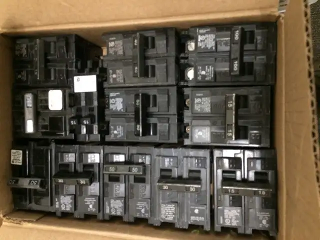 Electrical breakers - Photo 7