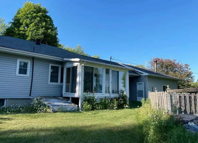 Rent Madoc-Marmorra FULL House Basement Garage Pool 2  1 Rental - Photo 8