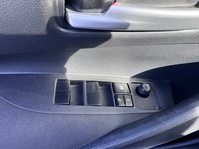 2021 Toyota Corolla LE Sdn FWD 1.8L Certified - Photo 17