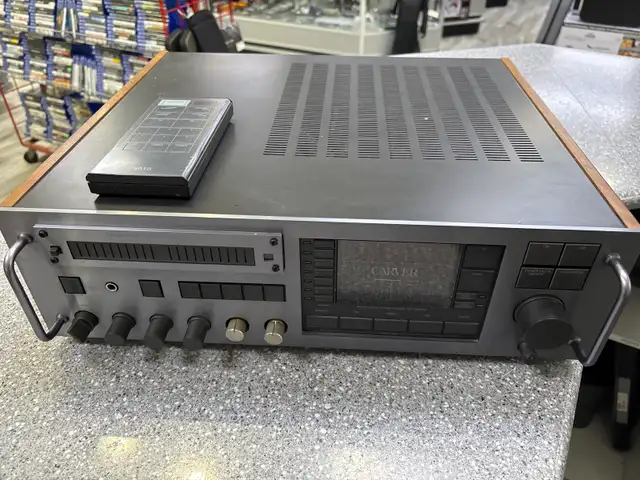 Carver MXR-2000 Reciever With Remote As Is For Parts
