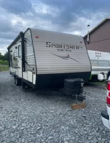 2019 Sportsmen 240 THLE 24 feet Toy Hauler