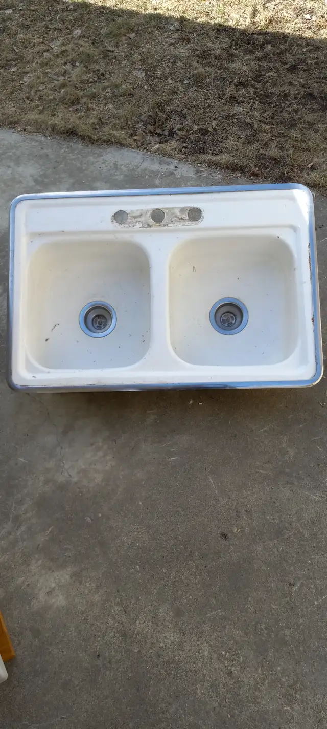 Double Kitchen Sink