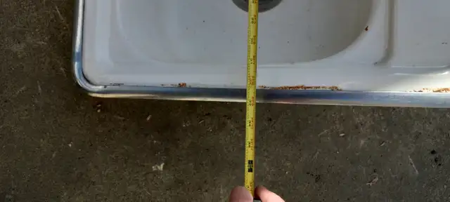 Double Kitchen Sink - Photo 6