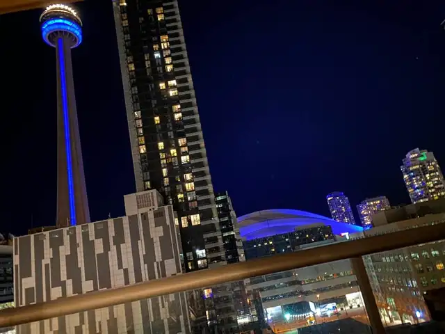 Accommodation,family environment,Furnished Den/Room, by CN-Tower - Photo 2