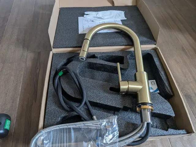 Brand New Gold Pull Out Kitchen Faucet For Sale - Photo 2