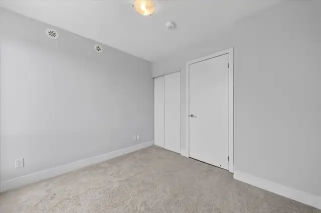 TOWNHOUSE FOR LEASE OPP TO PICKERING GO STATION - Photo 4