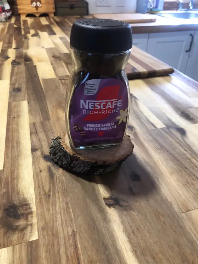 Grande variété de tranches de bois de différentes grosseurs - Photo 2