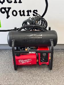 Milwaukee 2840-20 M18 FUEL 2 Gallon Compact Quiet Compressor