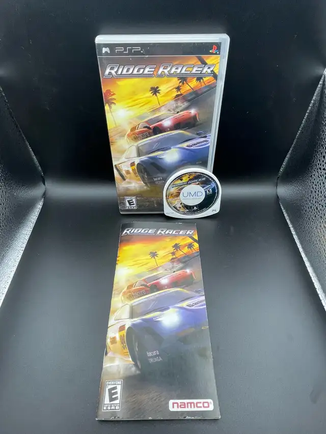 PSP RIDGE RACER W/MANUAL