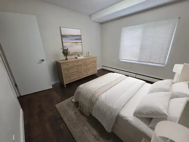 One bedroom and studio units available! - Photo 2