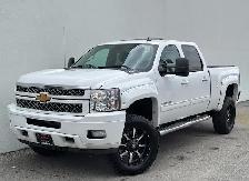 2014 Chevrolet Silverado 2500HD LTZ 4WD LEATHER-ROOF-NAVI-CAMERA - Photo 2