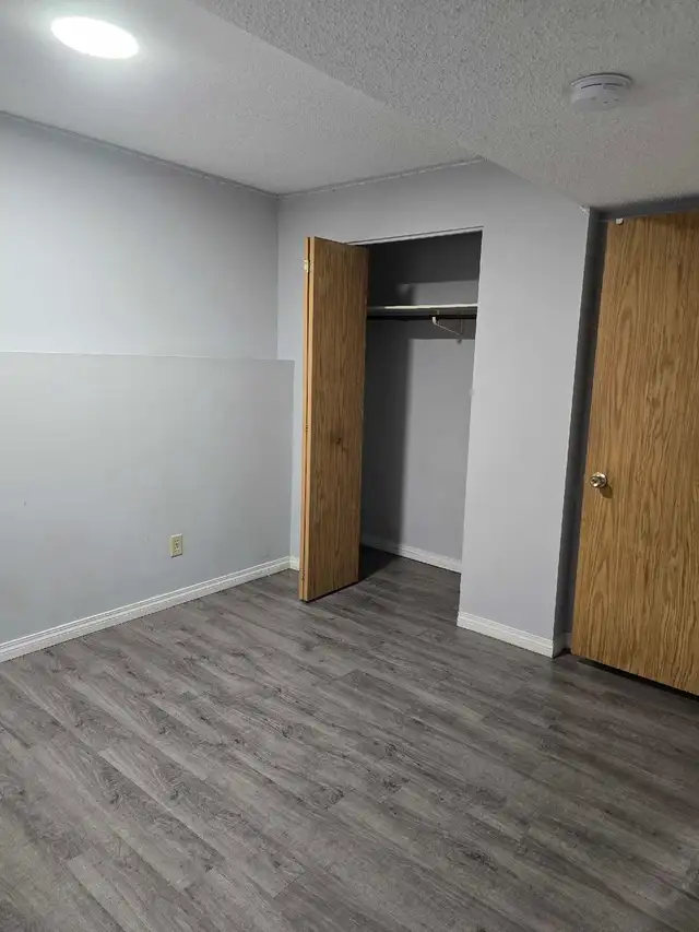 2 Bedroom Basement Suite for Rent – Falshire NE Calgary - Photo 5