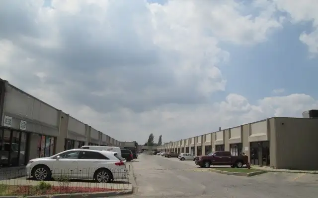 INDUSTRIAL SPACE FOR RENT AT CHESSWOOD AND SHEPPARD