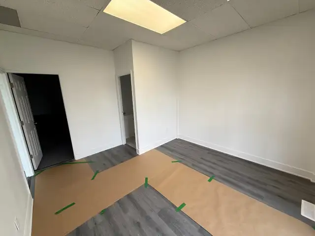 INDUSTRIAL SPACE FOR RENT AT CHESSWOOD AND SHEPPARD - Photo 2