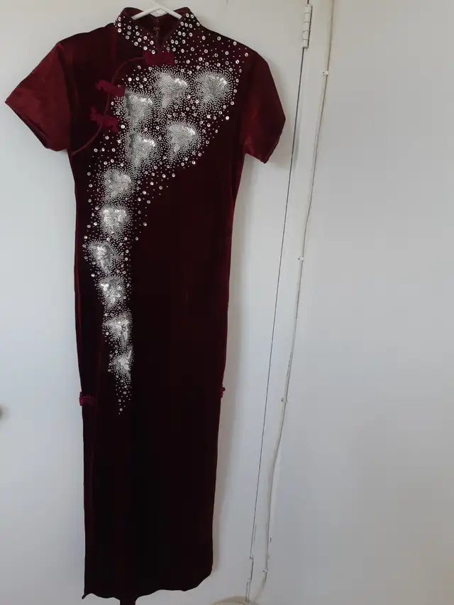 DARK RED LONG DRESS (Brand New)