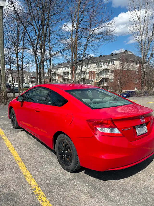 Honda Civic 2012 - 176 000km - 8 495.00$