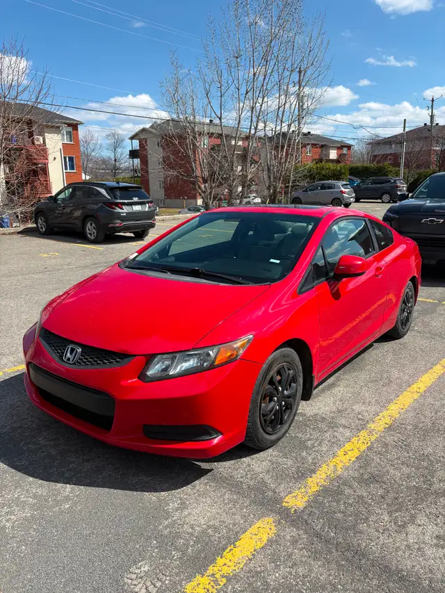 Honda Civic 2012 - 176 000km - 8 495.00$ - Photo 4