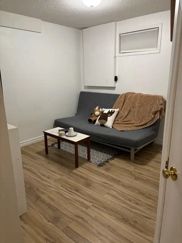 Available May 1st, furnished 2 bedrooms near Georgian College. - Photo 2